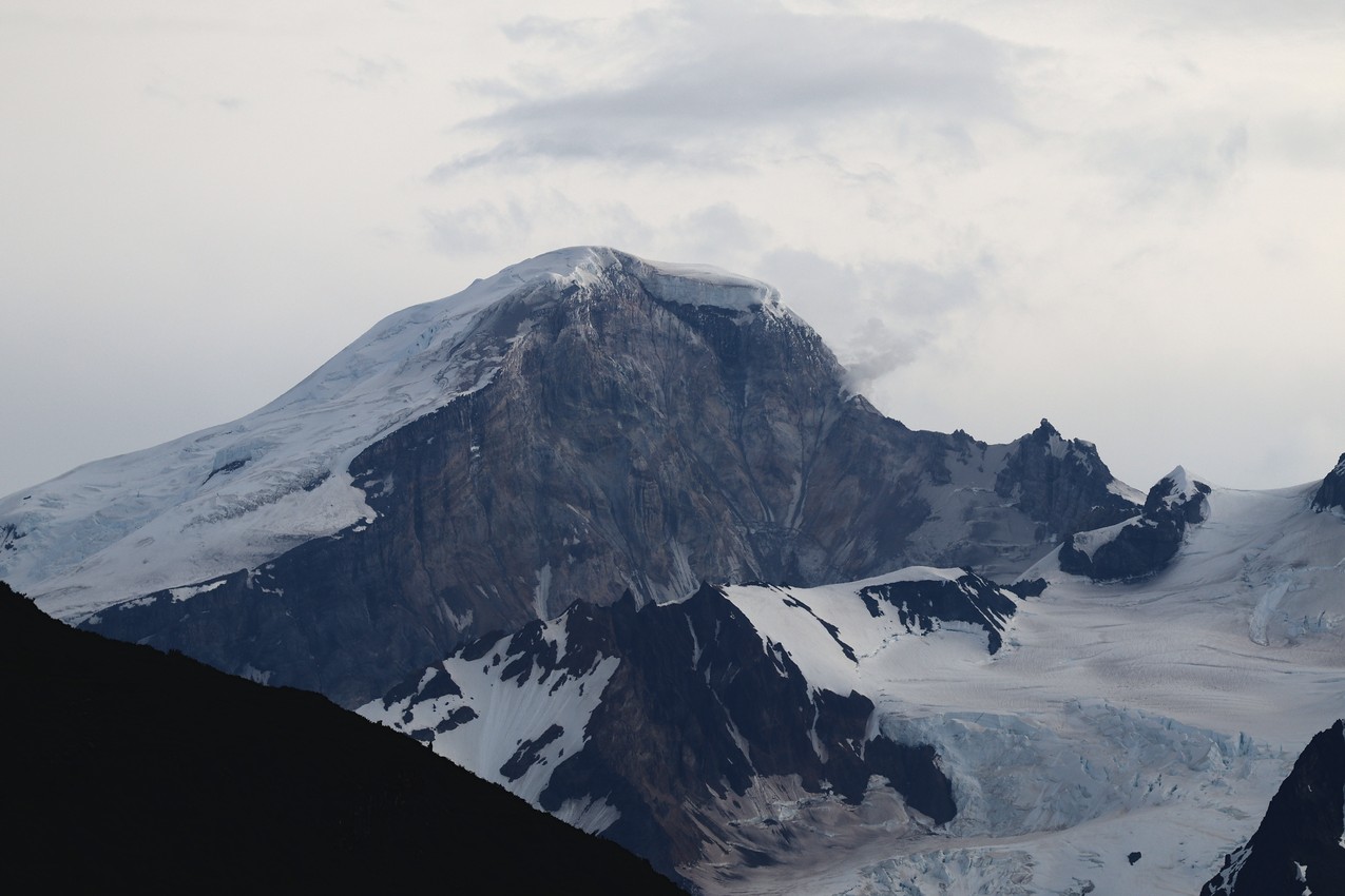 The peak of the volcano Iliamna